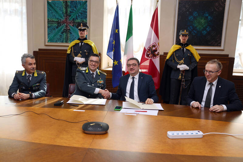 Pnrr e lotta alle frodi, siglato il protocollo d’intesa tra Provincia autonoma di Trento e Guardia di finanza